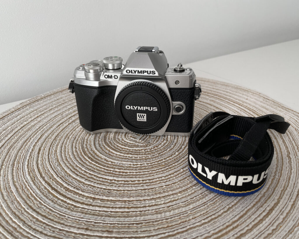 Olympus E-M10 Mark III
